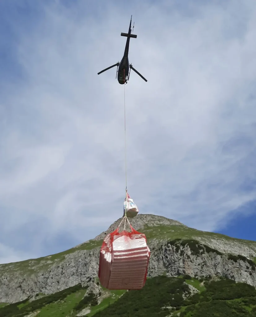 Helikopter mit Alba Matratzen