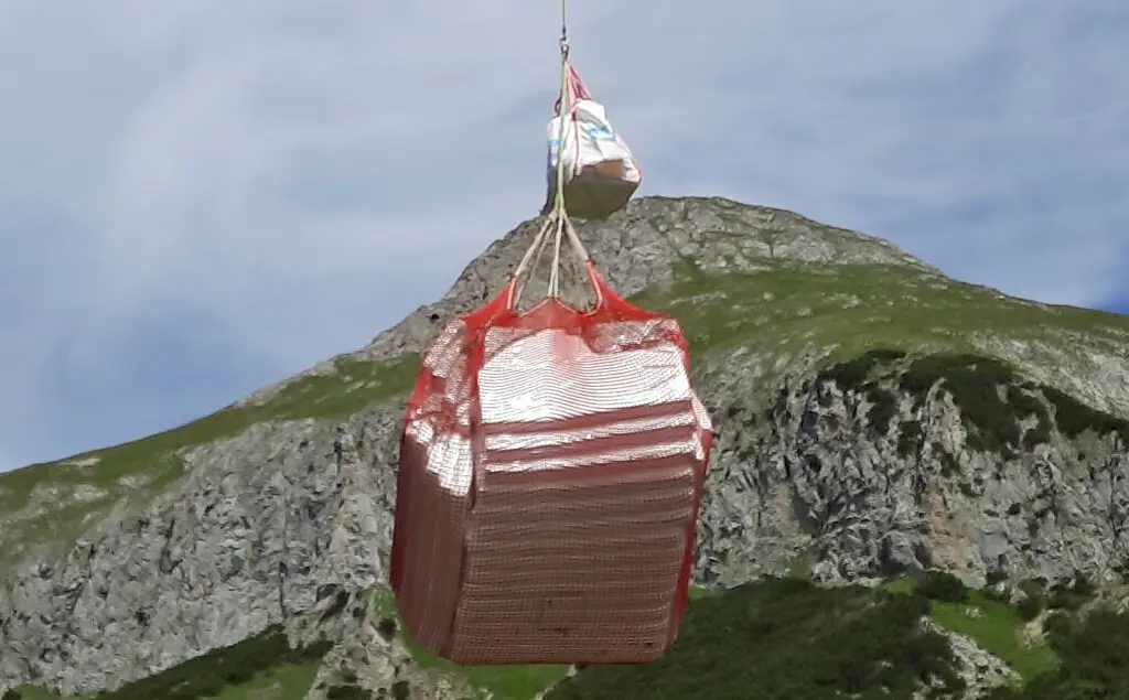 Lieferung Matratzen auf Berghuette ALBA Irndorf